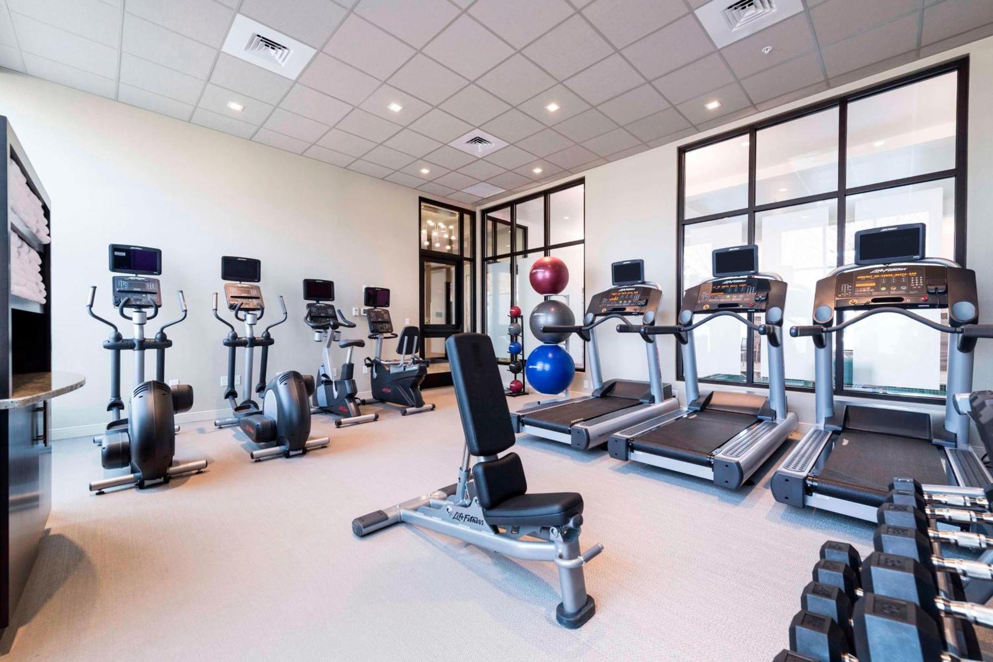 Towneplace Suites By Marriott Boston Logan Airport/Chelsea Extérieur photo